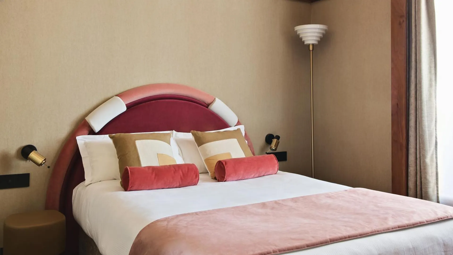 Mercedes Hotel