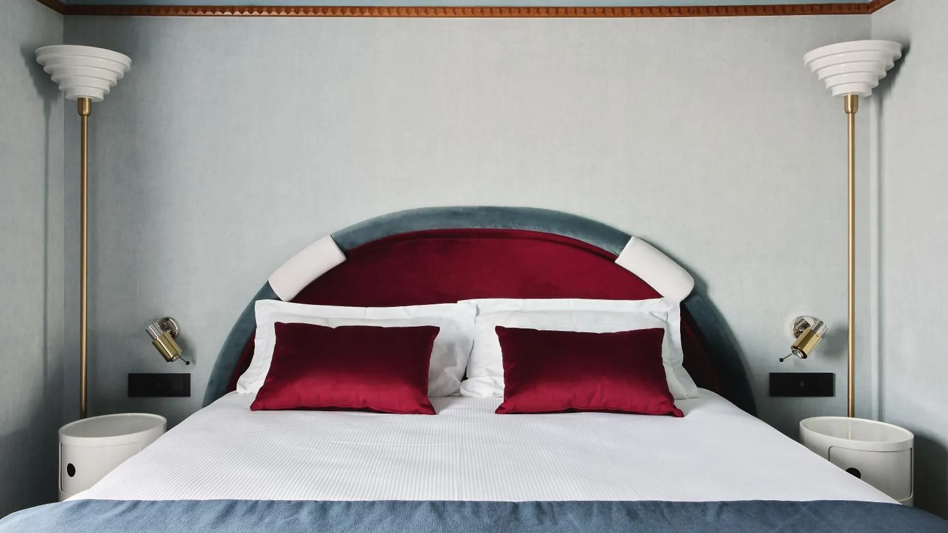 Mercedes 4* Paris
